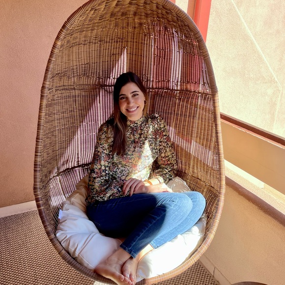 Meet your Posher, Abby - Picture 1 of 1